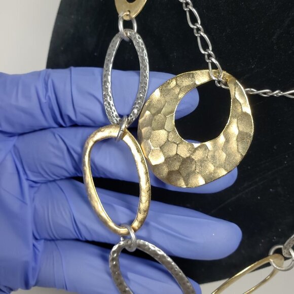 Stunning Dual Tone Multi-layered Hammered Hoops Necklace - Chic Women - 22 long - Picture 13 of 13